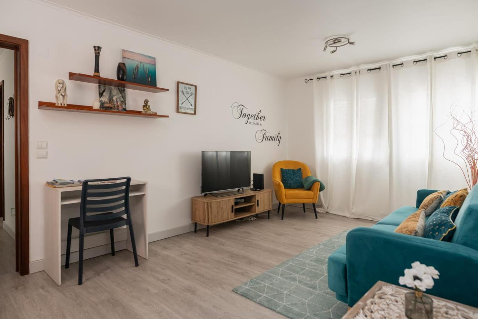 Family Friendly Azorean Apartment ポンタ・デルガダ エクステリア 写真